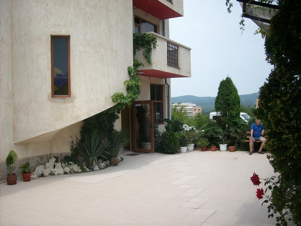 Hotel Neven Primorsko Exterior foto