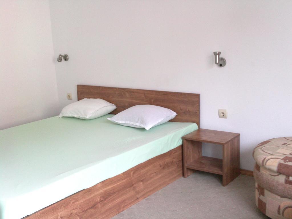 Hotel Neven Primorsko Zimmer foto